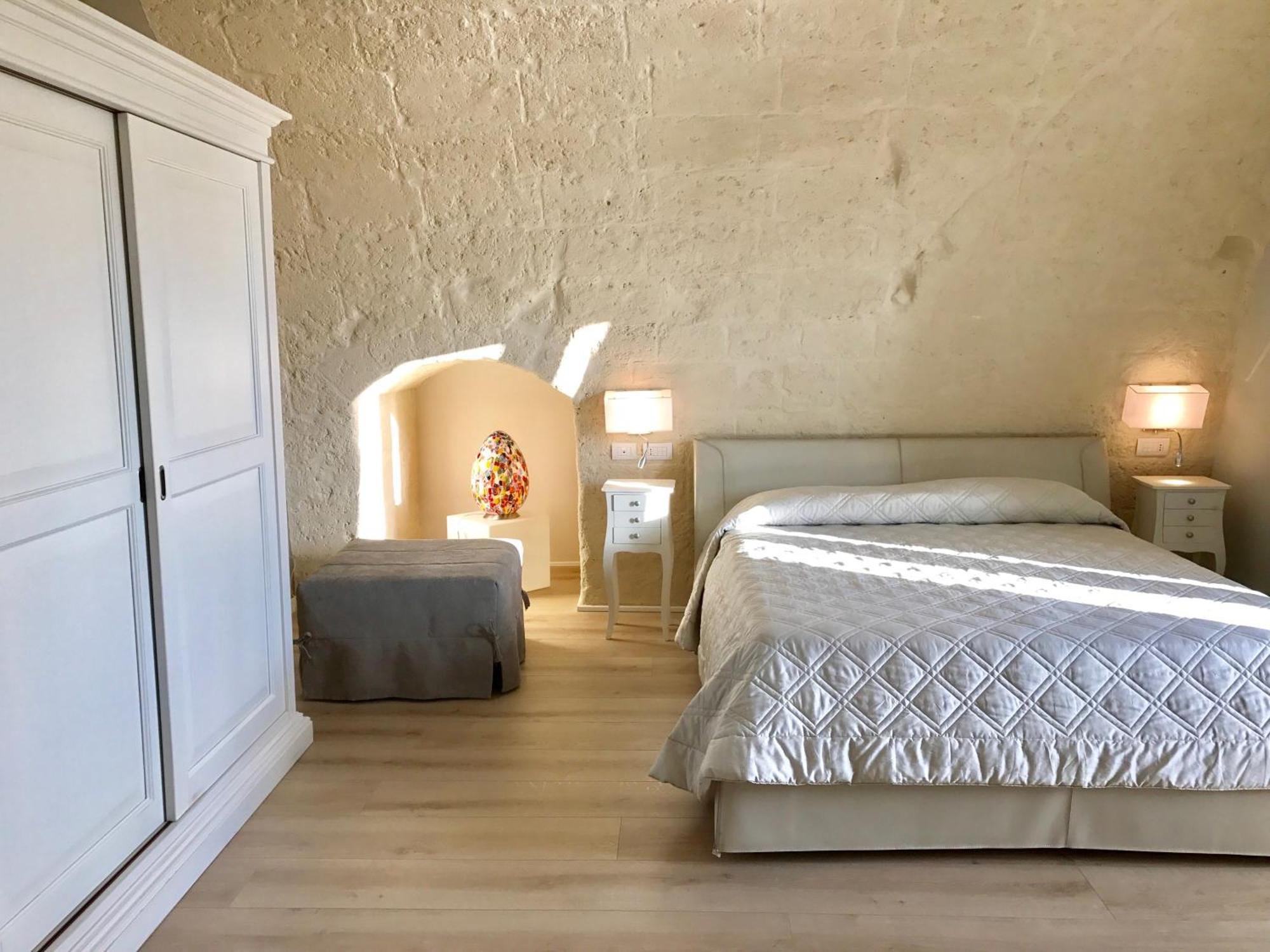 Tenuta Danesi - Camere - Appartamenti - Bubble Room Matera Exterior photo